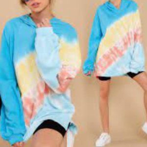 NEVER WORN women’s oversized tie dye hoodie